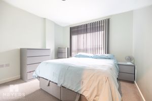 Bedroom- click for photo gallery